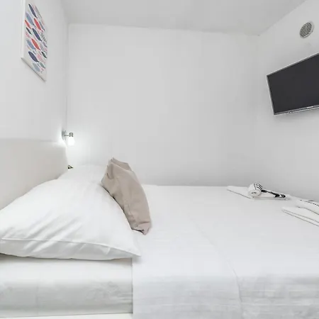 Holiday home Tema *